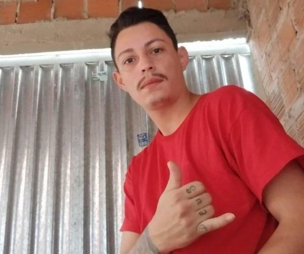Jovem morre em hospital após ser baleado próximo a local de festa em Cocal, no Piauí