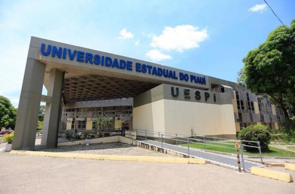 Promotora pede que Uespi apresente alternativa para ingresso de 1,5 mil novos alunos