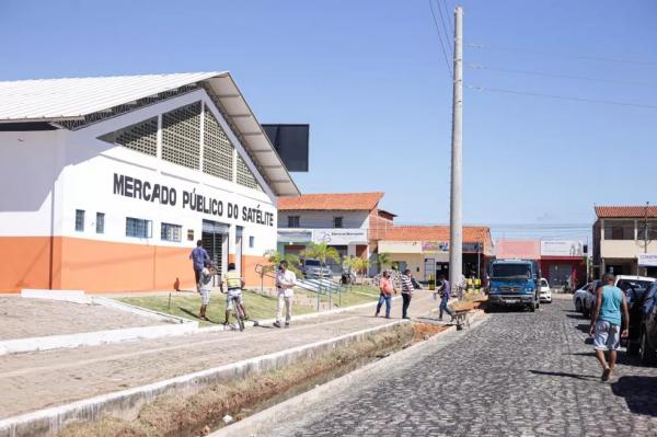 Jovem é assassinado a tiros dentro do Mercado do Satélite, na Zona Leste de Teresina