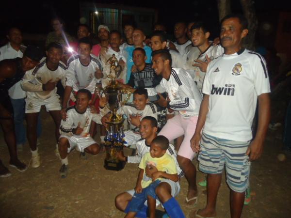 Real Madrid vence time do Cruzeiro na final do Campeonato de Futebol Amador