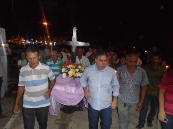 Católicos florianenses participam do encerramento dos festejos de Santa Cruz