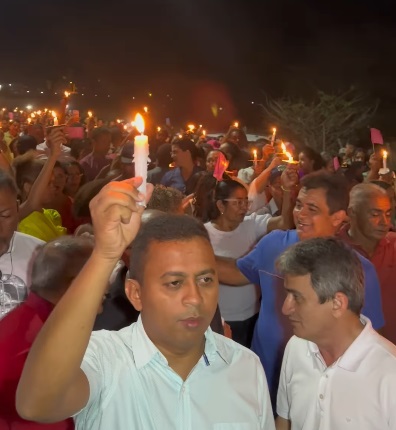 Dr. Francisco Costa prestigia o encerramento do festejo de Nossa Senhora da Guia em Floriano