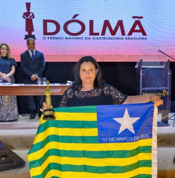 Representando a culinária piauiense, chef ganha o Oscar da Gastronomia Nacional
