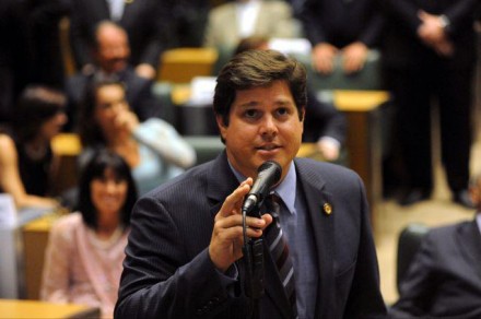Líder do PMDB diz que recesso não vai impactar votação de denúncia contra Temer