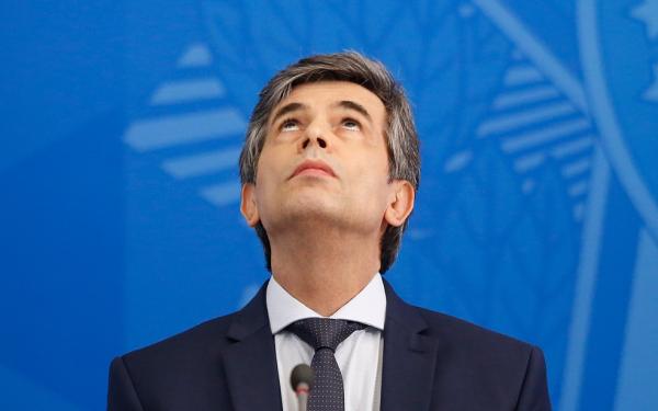 Teich deixa o Ministério da Saúde antes de completar um mês no cargo