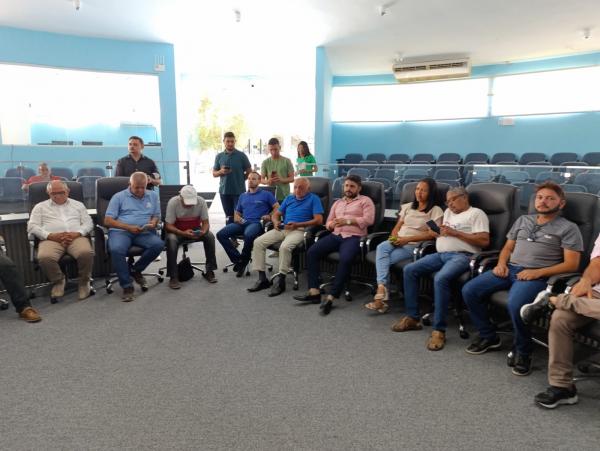 C&acirc;mara Municipal de Floriano refor&ccedil;a compromisso com transpar&ecirc;ncia e di&aacute;logo com a popula&ccedil;&atilde;o(Imagem:FlorianoNews)