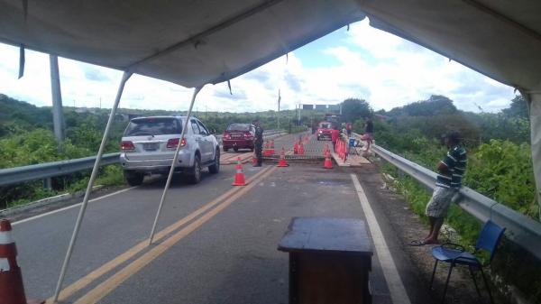Exército inicia implantação de ponte provisória entre os litorais do Piauí e Ceará