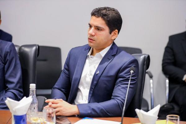 Leonardo Sobral(Imagem:Divulga&ccedil;&atilde;o)