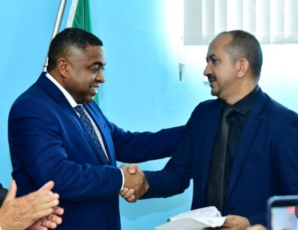 Vereador Joilson Rodrigues reassume mandato na Câmara Municipal de Floriano