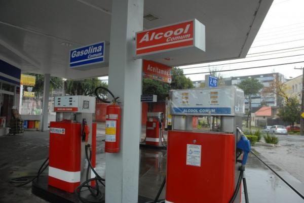 Comissão de Finanças debate o alto preço dos combustíveis no Piauí