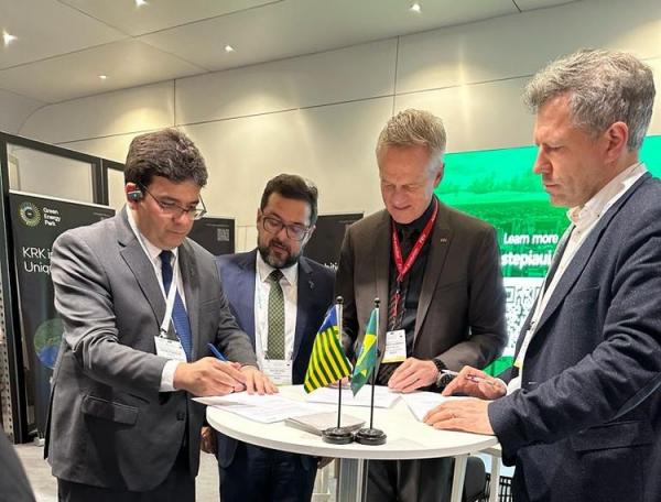 Governador Rafael Fonteles assina memorando com empresa de tecnologia energética na Bélgica