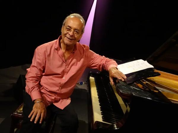 Pianista Gilson Peranzzetta expõe lembranças de Barcelona no álbum autoral "Caderno espanhol"