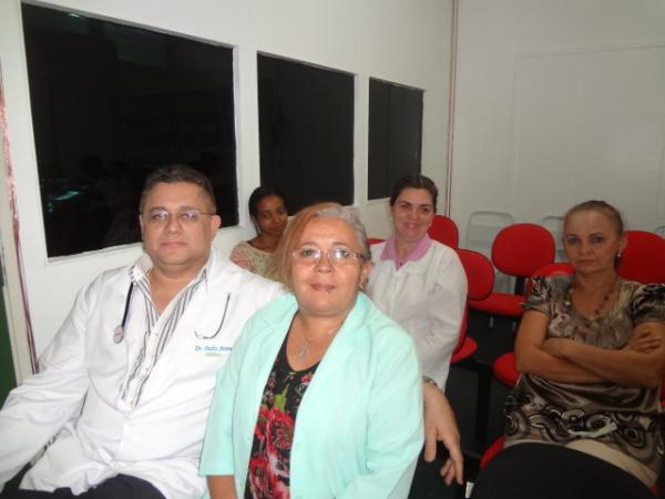 Viol&ecirc;ncia dom&eacute;stica e sexual foi tema de reuni&atilde;o em Floriano.(Imagem:FlorianoNews)