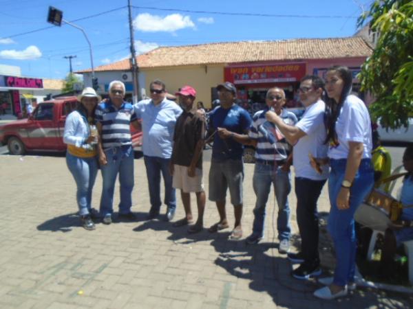 Parceria entre Meio Norte e R&aacute;dio Difusora &eacute; celebrada com atividade no centro de Floriano.(Imagem:FlorianoNews)