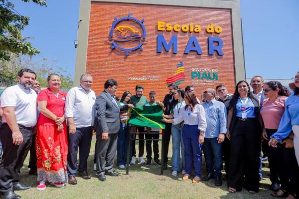 Rafael Fonteles inaugura a Escola do Mar em Luís Correia, com investimento de R$ 6,8 milhões