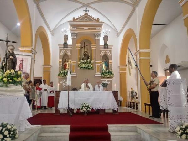 Missa celebra São Pedro de Alcântara e Dia do Piauí em Floriano