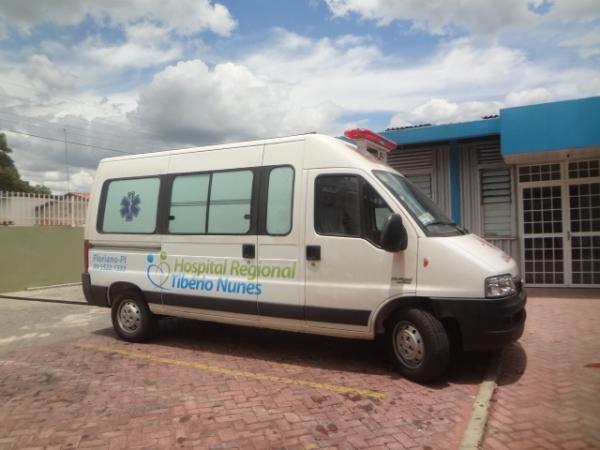 Hospital Regional Tibério Nunes ganha novas ambulâncias