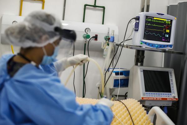 Governo volta a ampliar UTIs no interior e já estuda alugar leitos particulares