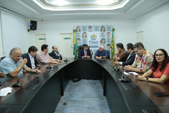 Em reunião, Wellington defende chapão e pede prazo até junho