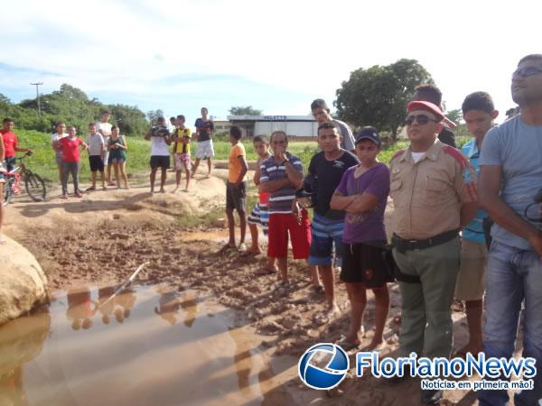 Adolescente é encontrado morto dentro de lago do cano da Agespisa em Floriano.(Imagem:FlorianoNews)