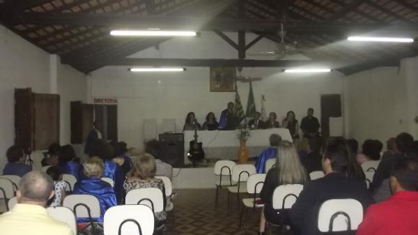 ALBEARTES realizou lan&ccedil;amento do livro Ba&uacute; de P&eacute;rolas em Floriano.(Imagem:FlorianoNews)