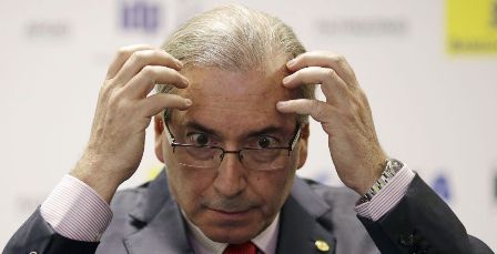 Cunha é multado pela Receita em R$ 100 mil por incoerência em IR