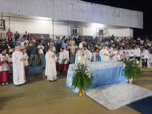 Encerramento do Festejo de Nossa Senhora das Graças reúne fiéis em procissão de fé e gratidão
