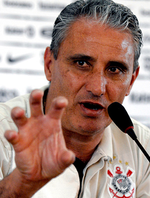 Dedicação de Ronaldo rende elogios rasgados do técnico Tite