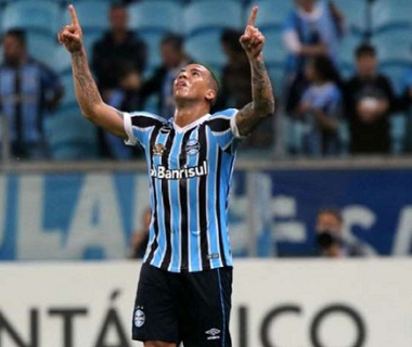 Flamengo perde para o Grêmio e pode deixar a liderança