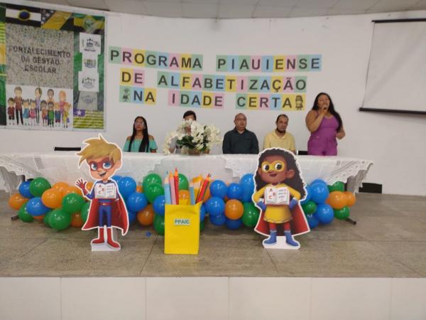 Programa Piauiense de Alfabetização na Idade Certa realiza formação em Floriano.(Imagem:FLorianoNews)