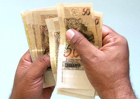 Novo valor do salário mínimo do país é de R$ 722,90