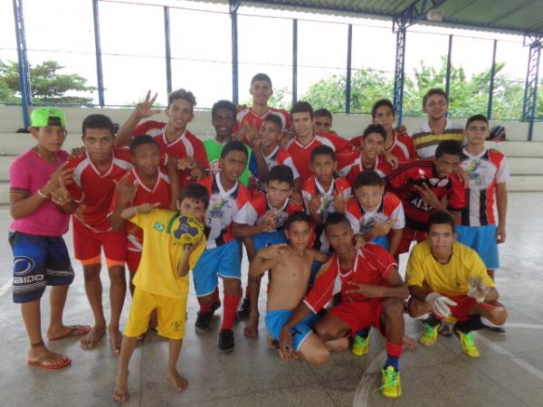 Fauzer Bucar sedia eliminat&oacute;rias dos jogos escolares da 10&ordf; Regional de Educa&ccedil;&atilde;o.(Imagem:FlorianoNews)