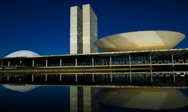 Rejeição à PEC da imunidade une líderes de diferentes partidos no Senado