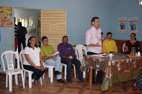 Prefeito Gilberto J&uacute;nior se re&uacute;ne com lideran&ccedil;as da zona rural(Imagem:Secom)