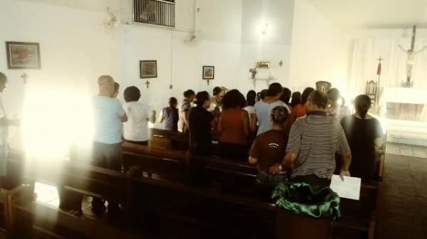 Festejo de S&atilde;o Jo&atilde;o Maria Vianney &eacute; iniciado com caf&eacute; partilhado em Floriano.(Imagem:FlorianoNews)