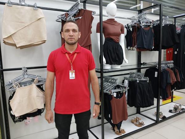 Armazém Paraíba de Floriano destaca promoções e variedade de presentes para as mães