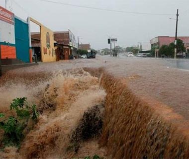 Teresina tem 56 áreas de risco e prefeitura faz monitoramento