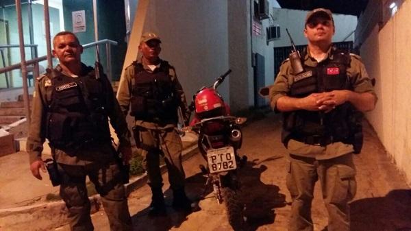 Guarnição da PM recupera motocicleta roubada em Floriano.(Imagem:Jc24horas)