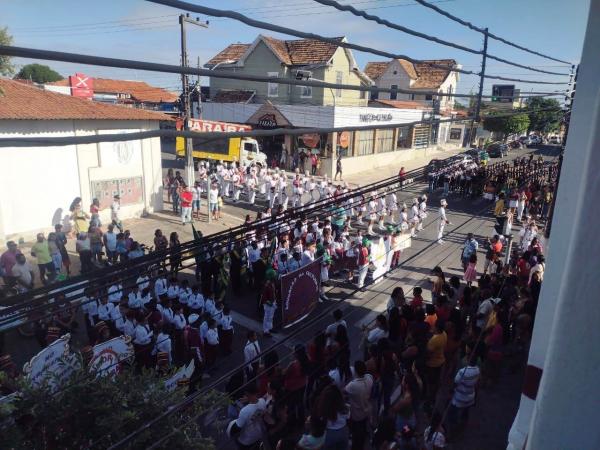 Floriano celebra o Dia do Trabalhador e o anivers&aacute;rio de 67 anos do Gin&aacute;sio Primeiro de Maio.(Imagem:FlorianoNews)