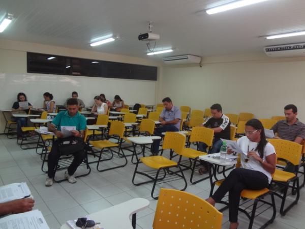 Assembleia para suspens&atilde;o da greve(Imagem:FlorianoNews)