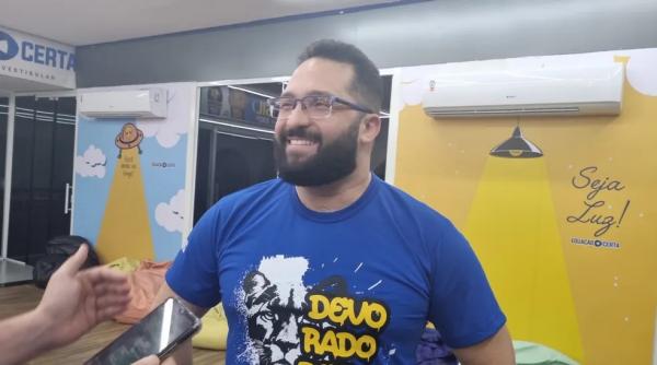 Professor de biologia Honeidy (Imagem:L&iacute;via Ferreira/g1 Piau&iacute;)