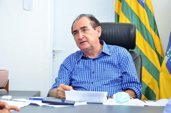 Census: Antonio Reis segue líder isolado com 52% em Floriano