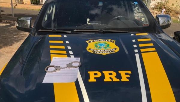 Em Floriano, trio é preso pela PRF com documentos falsos, incluindo um RG de uma pessoa falecida