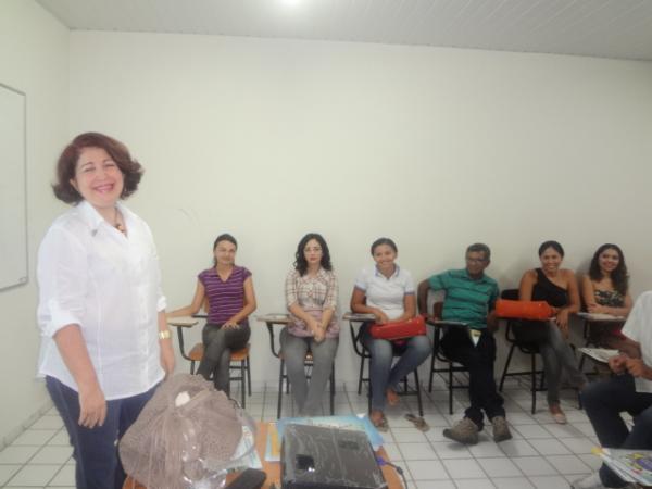  Acad&ecirc;micos de Direito da UESPI participam de palestra sobre seguridade social.(Imagem:FlorianoNews)