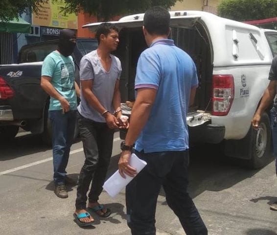 Homem é preso após agredir o pai com socos e pontapés em Floriano