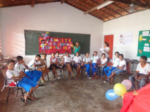 Os Brincantes de Pedagogia realizaram projeto O Contador de Estórias em Floriano.(Imagem:FlorianoNews)
