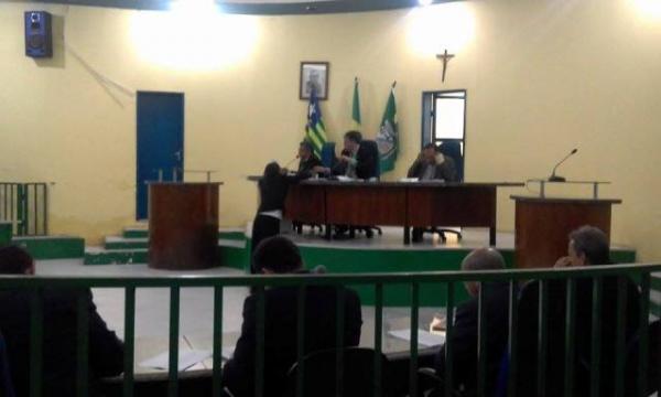 C&acirc;mara Municipal de Floriano realiza sess&atilde;o ordin&aacute;ria da segunda quinzena de mar&ccedil;o.(Imagem:FlorianoNews)