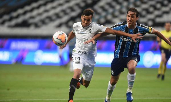 Grêmio busca 1ª vitória e Santos quer se aproximar do G4 do Brasileiro