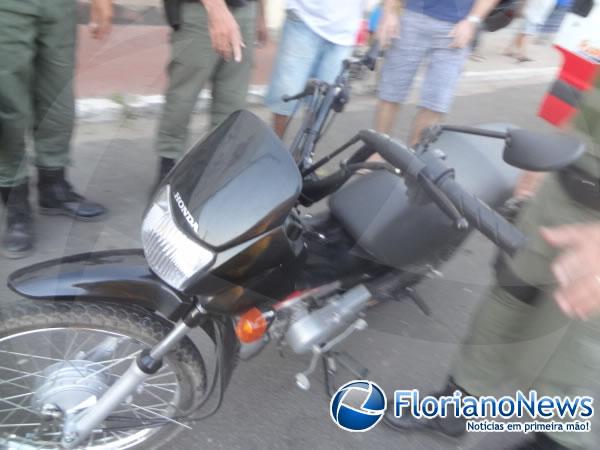 Acidente de moto deixa v&iacute;tima gravemente ferida em Floriano.(Imagem:FlorianoNews)