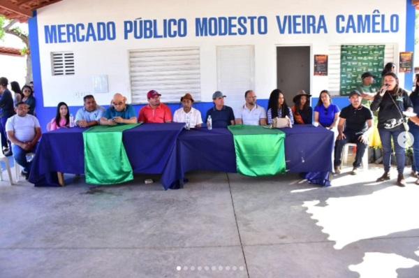 Vereadores marcam presença na Festa do Vaqueiro no Distrito Amolar